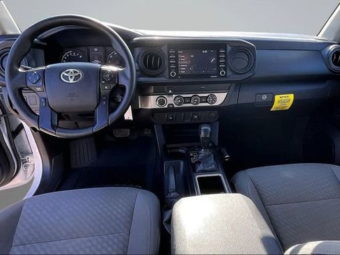 Used 2021 Toyota Tacoma SR AWD/4WD image 10