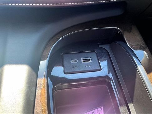 Used 2024 Cadillac Escalade Sport Platinum AWD/4WD image 25