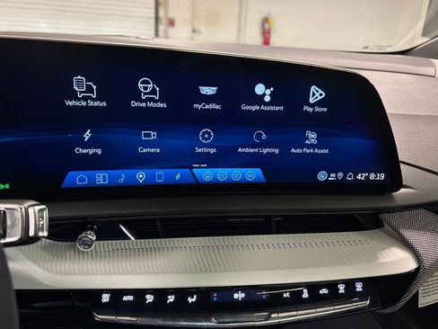 New 2026 Cadillac Optiq Sport 1 image 35