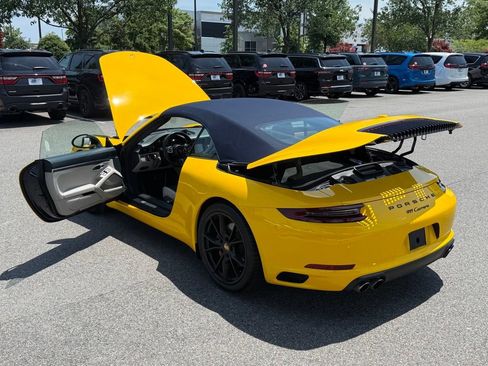 Used 2019 Porsche 911 Carrera image 39
