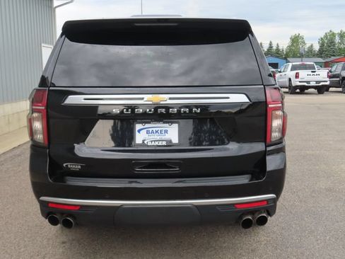 Used 2021 Chevrolet Suburban High Country w/ Premium Package AWD/4WD image 11