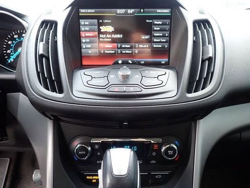 Used 2015 Ford Escape SE w/ Equipment Group 201A image 14