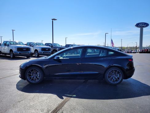 Used 2021 Tesla Model 3 Long Range image 7