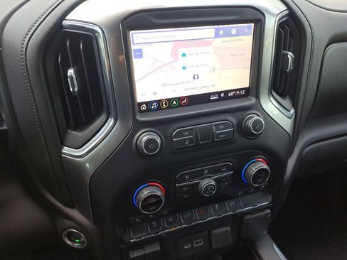 Used 2019 Chevrolet Silverado 1500 LTZ w/ LTZ Convenience Package image 28