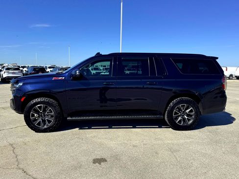 Used 2022 Chevrolet Suburban Z71 w/ Z71 Off-Road Package image 10