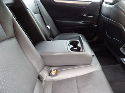 Used 2020 Lexus ES 350 F Sport image 16