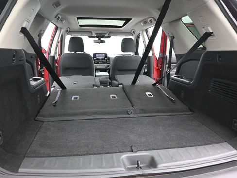 Used 2023 Nissan Pathfinder SV w/ SV Premium Package image 25