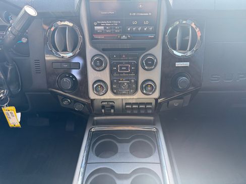 Used 2016 Ford F450 Platinum AWD/4WD image 18