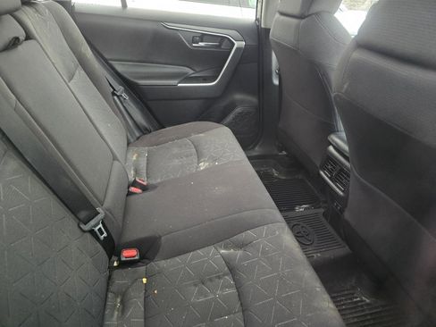 Certified 2021 Toyota RAV4 XLE w/ Convenience Package AWD/4WD image 12