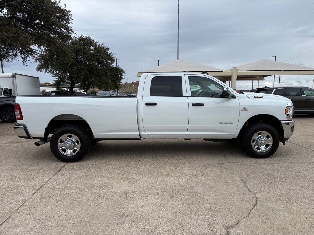 Used 2022 RAM 3500 Tradesman w/ Chrome Appearance Group AWD/4WD image 8