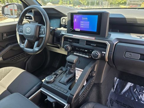 New 2026 Toyota Tacoma SR5 AWD/4WD image 10