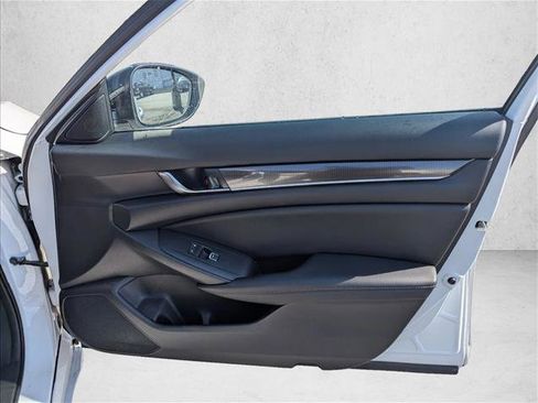 Used 2022 Honda Accord Sport image 24