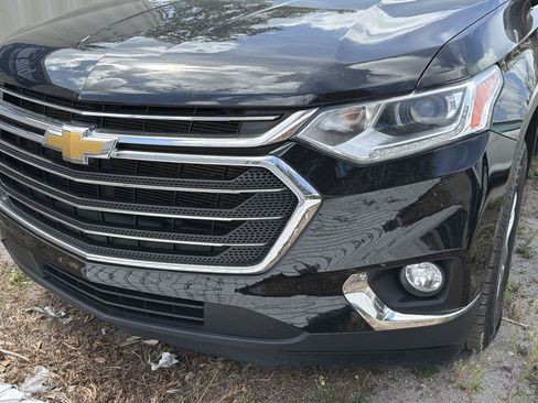 Used 2020 Chevrolet Traverse LT image 7