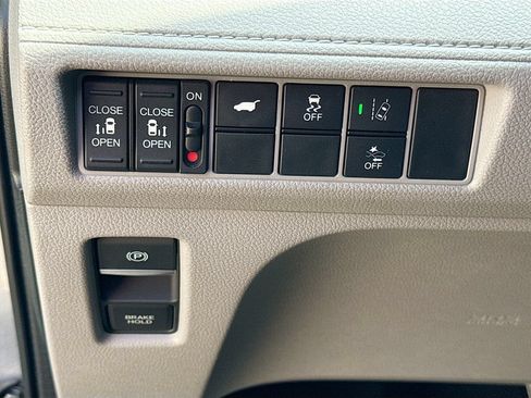 Used 2020 Honda Odyssey EX-L image 11
