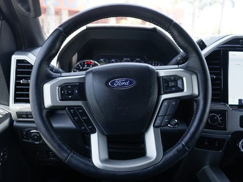 Used 2022 Ford F250 Lariat w/ Lariat Ultimate Package AWD/4WD image 24