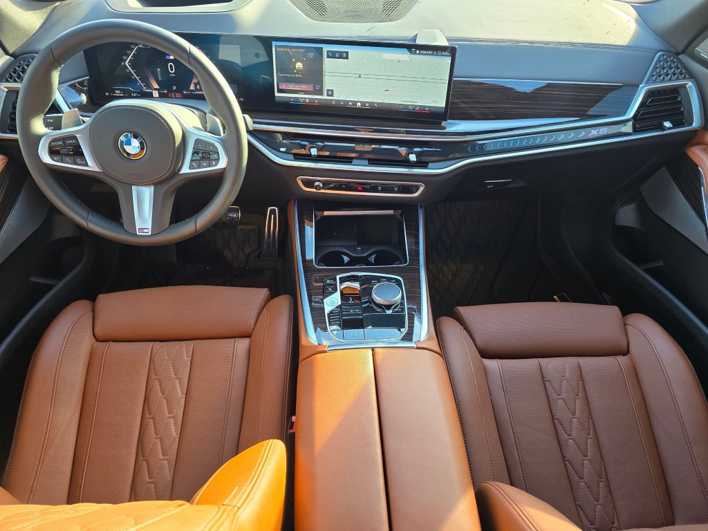 Used 2026 BMW X5 xDrive40i w/ M Sport Package AWD/4WD image 18