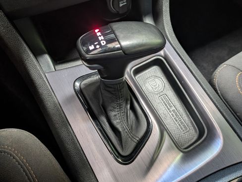 Used 2019 Dodge Charger Scat Pack w/ Stars & Stripes Edition RWD image 30
