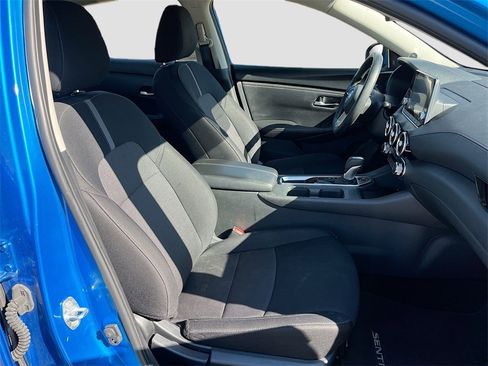 Used 2023 Nissan Sentra SV image 27