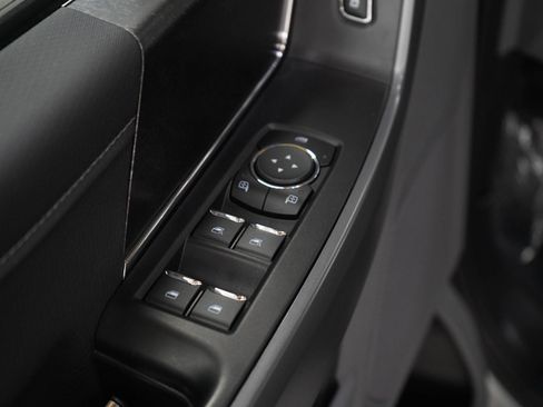 Used 2021 Ford F150 XLT w/ Equipment Group 302A High image 17