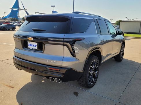 Used 2026 Chevrolet Traverse High Country AWD/4WD image 4