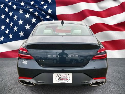 Used 2025 Genesis G70 2.5T image 4