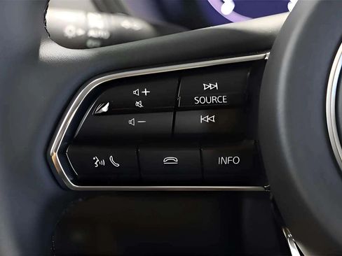 Used 2025 MAZDA CX-70 Plug-In Hybrid w/ Premium Pkg AWD/4WD image 39