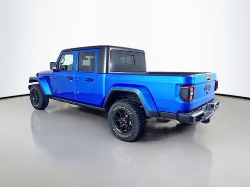 Used 2024 Jeep Gladiator Sport image 10