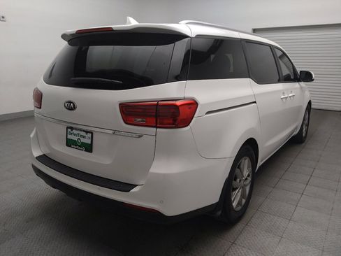 Used 2019 Kia Sedona EX FWD image 9
