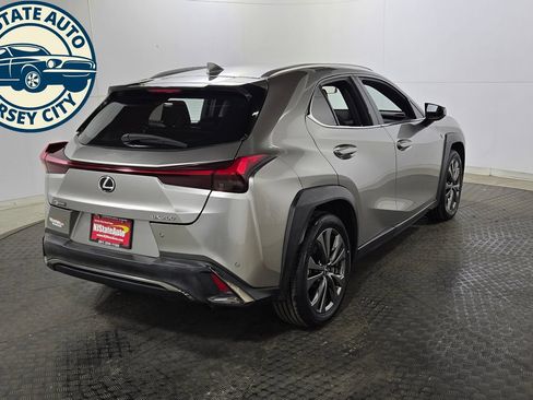 Used 2021 Lexus UX 200 F Sport w/ Accessory Package (Z1) FWD image 7