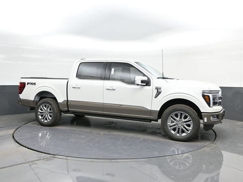 New 2025 Ford F150 King Ranch w/ FX4 Off-Road Package image 17