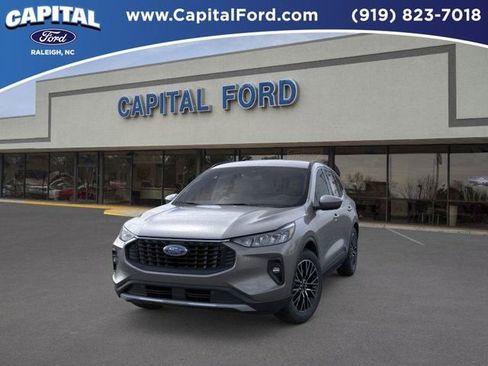 New 2026 Ford Escape SE image 2