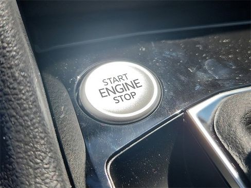 New 2024 Volkswagen Taos SE image 14