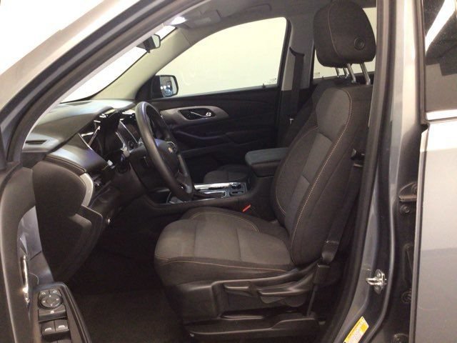 Used 2020 Chevrolet Traverse LS AWD/4WD image 16