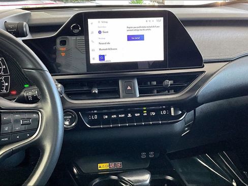 Used 2024 Lexus UX 250h FWD image 9