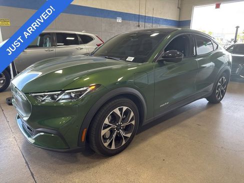 Used 2024 Ford Mustang Mach-E Select image 1