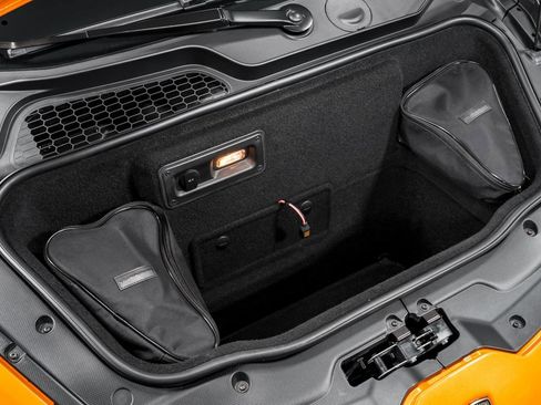 Used 2015 Lamborghini Huracan LP 610-4 image 37