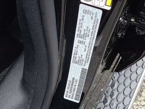 Used 2022 RAM 1500 Big Horn AWD/4WD image 27