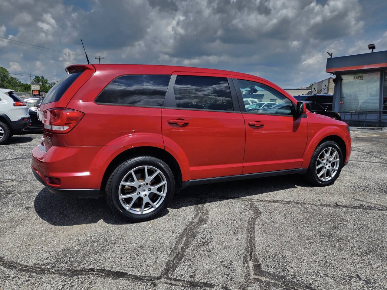 Used 2019 Dodge Journey GT FWD image 4