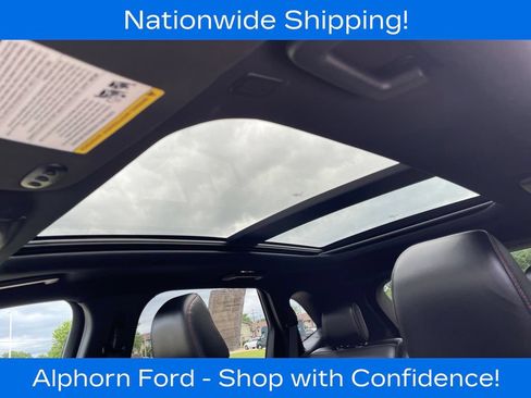 Used 2024 Ford Edge ST-Line AWD/4WD image 10