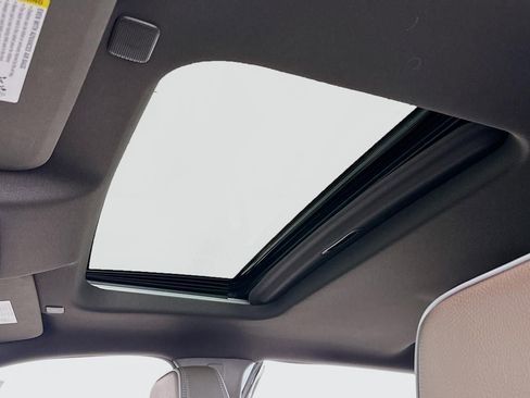 Used 2024 GMC Sierra 3500 Denali w/ Denali Reserve Package image 18