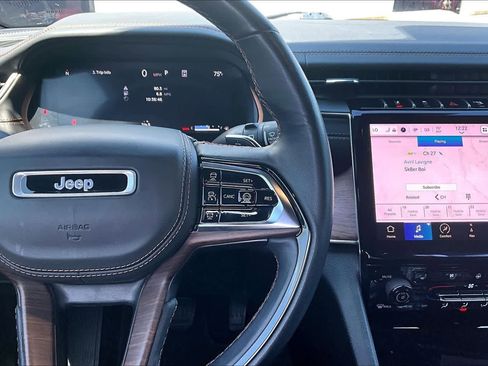 Used 2023 Jeep Grand Cherokee L Summit w/ Advanced Protech Group IV AWD/4WD image 26