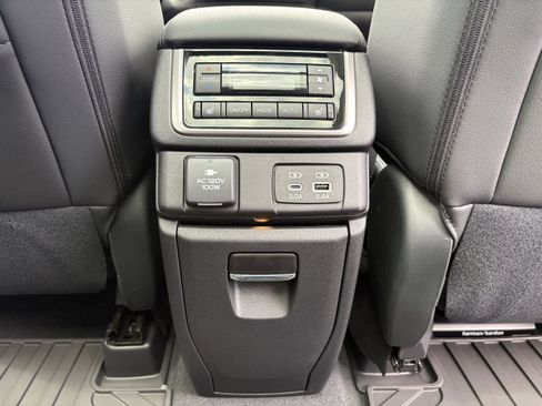 New 2026 Subaru Ascent Bronze Edition AWD/4WD image 34