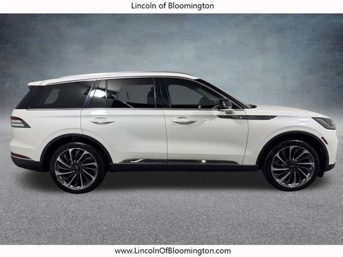 Used 2025 Lincoln Aviator Reserve w/ Equipment Group 201A AWD/4WD image 7