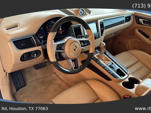 Used 2015 Porsche Macan Turbo AWD/4WD image 29