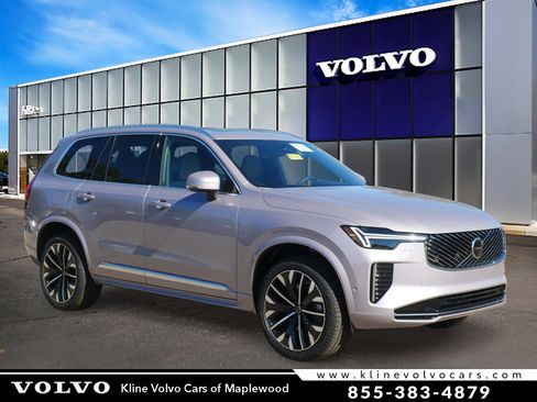 New 2026 Volvo XC90 B5 Plus image 1