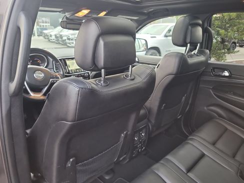 Used 2021 Jeep Grand Cherokee Limited w/ Quick Order Package 28K 80th RWD image 12
