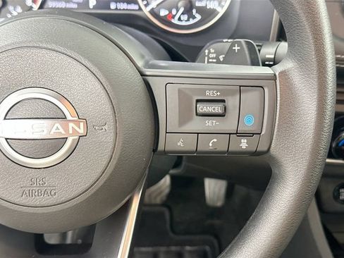 Used 2024 Nissan Rogue SV AWD/4WD image 21