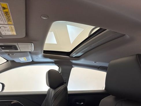 Used 2025 Acura ADX AWD image 24