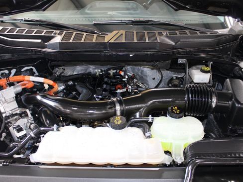 Used 2024 Ford F150 XLT w/ Mobile Office Package image 42