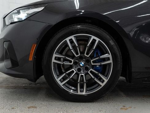 Used 2026 BMW 530i xDrive AWD/4WD image 34